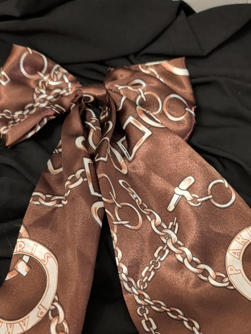 Silk-Feel Brown Chain Print Scarf Bow